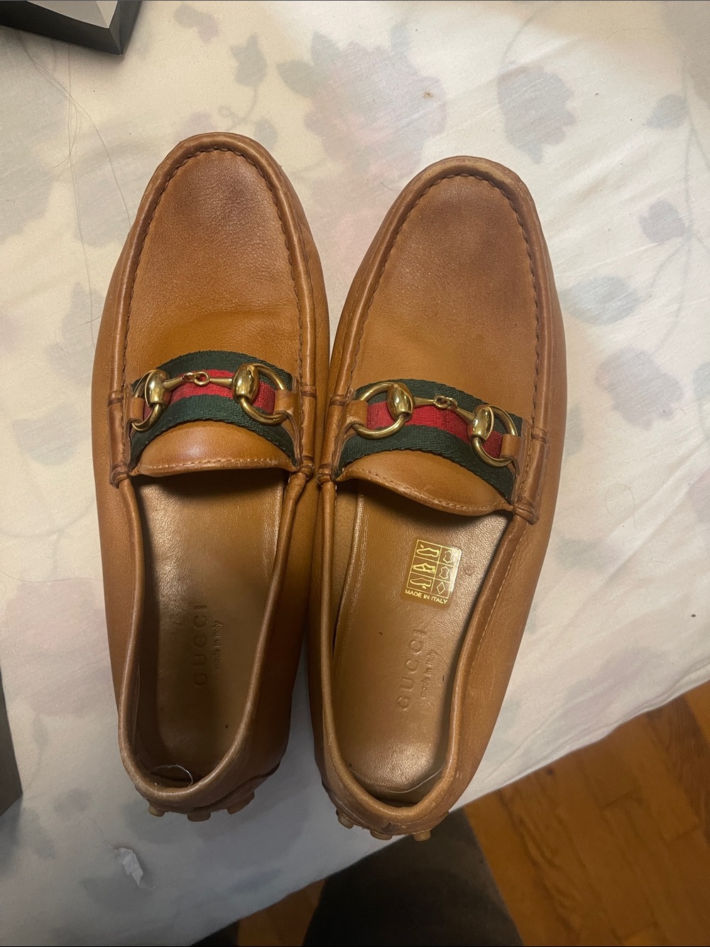 Gucci Tan Leather Horsebit Loafers with Green & Red Web it comes with everything